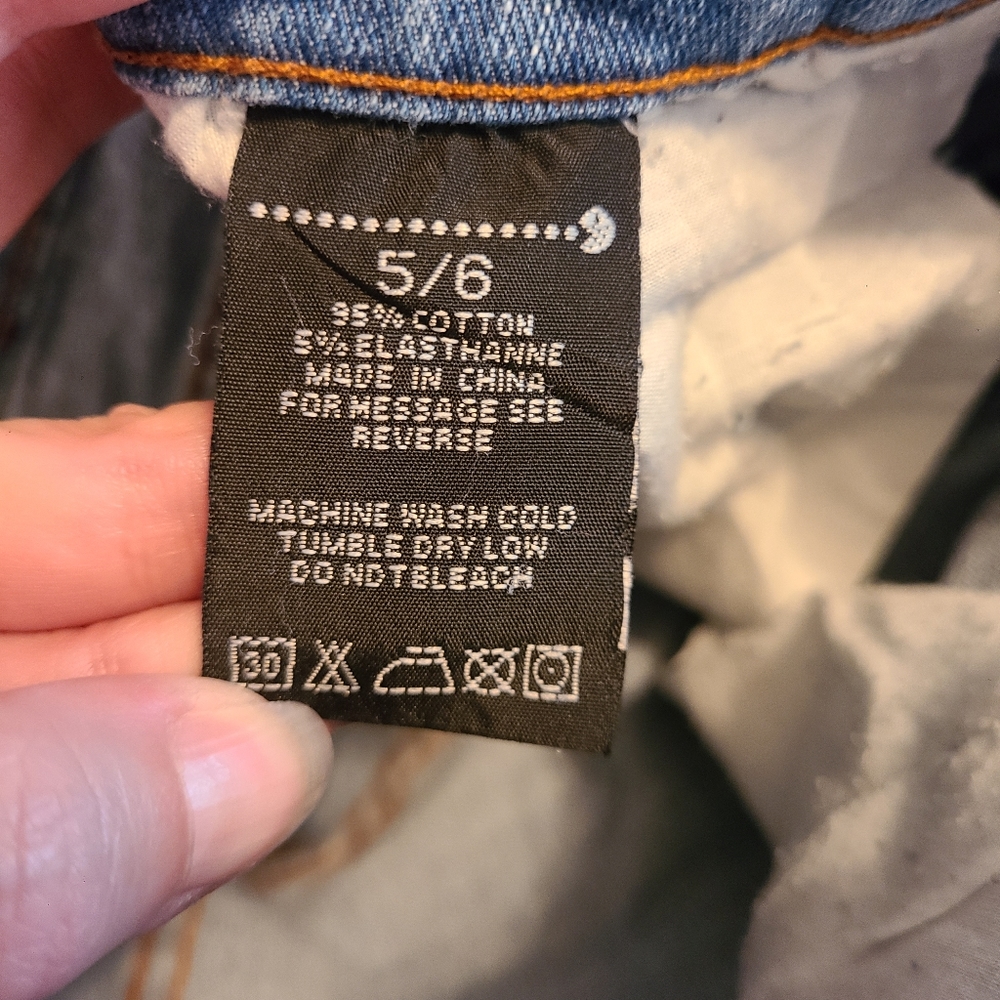 Jeans - Picture 7 of 7